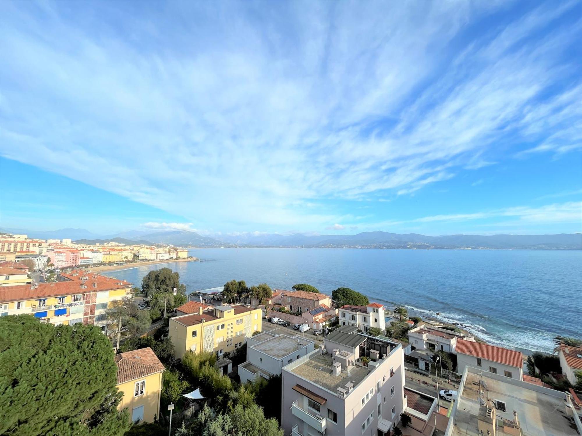 Appartement Vue Mer Carmino Ajaccio Ajaccio  Eksteriør billede
